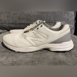 New Balance Men's White and Gray Golf Shoes